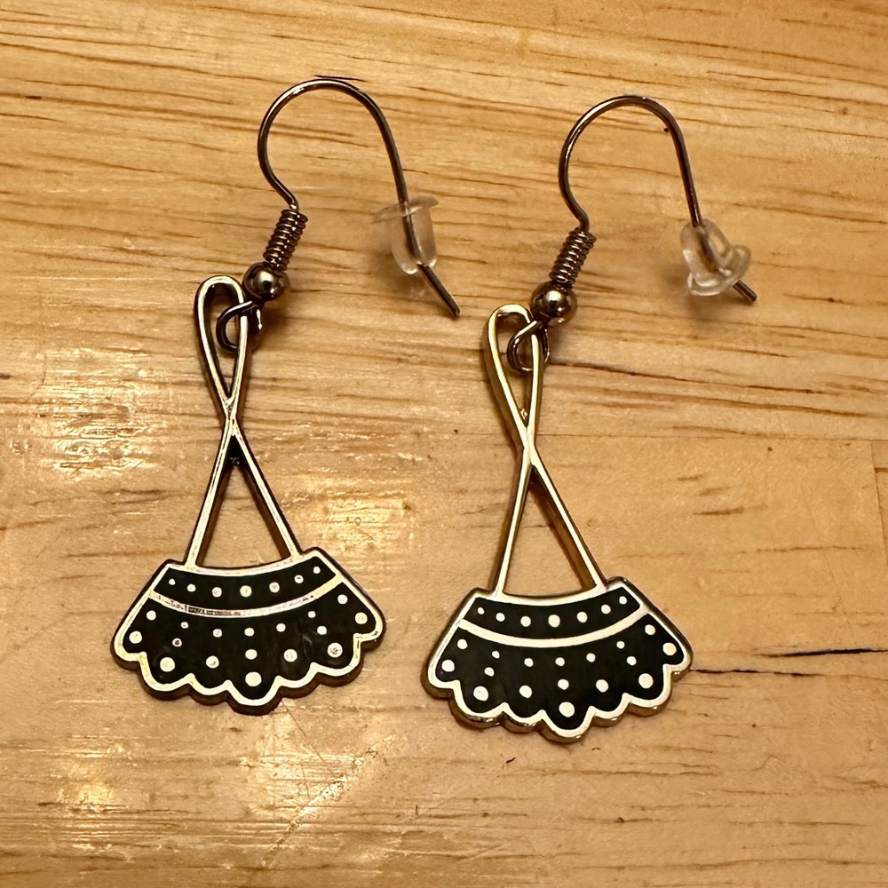 RBD Dissent gold earrings